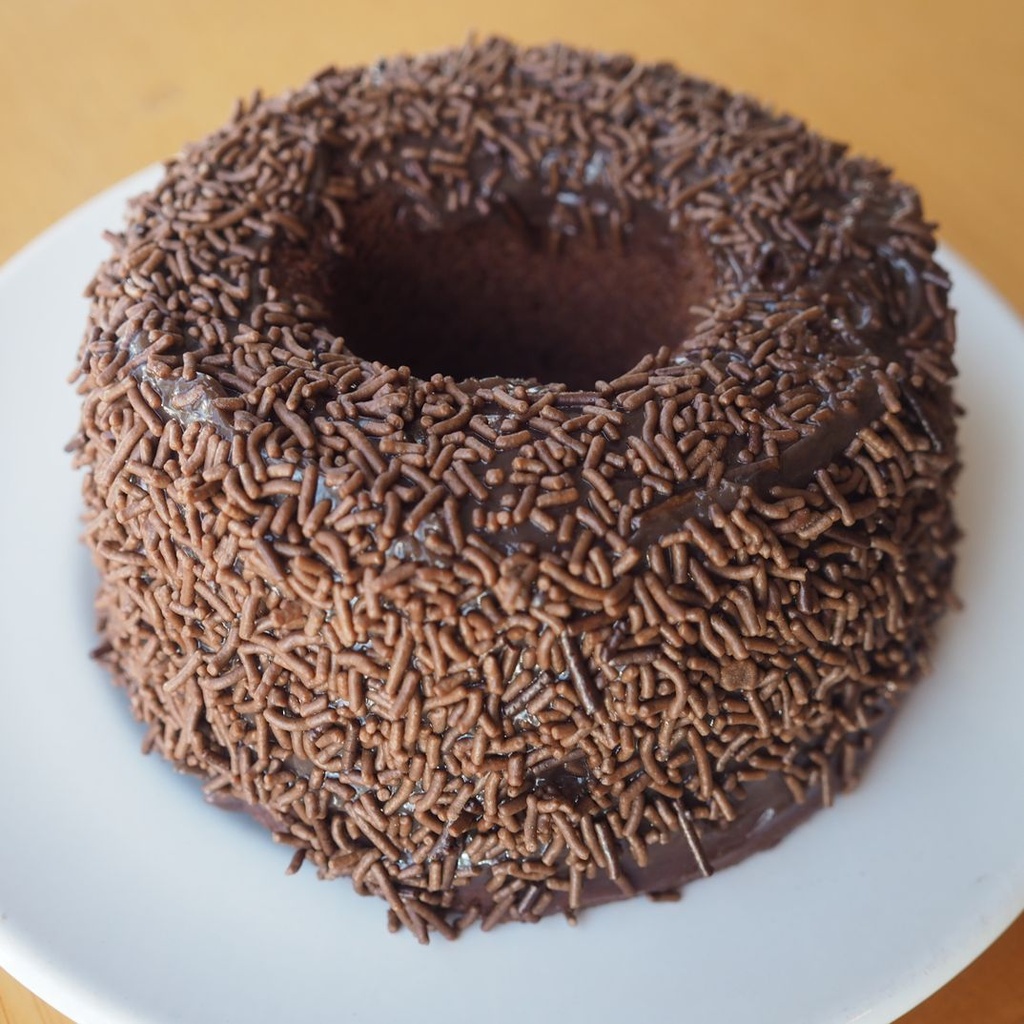 Bolo de Chocolate com Brigadeiro