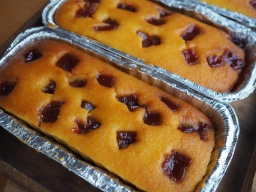 [0131] Bolo de Fubá com Goiabada