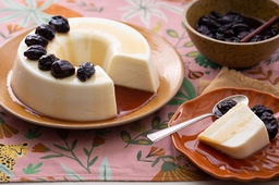 [4982] Manjar de Coco com Ameixa